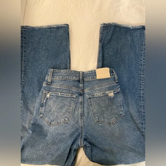 PAIGE Sasha Jeans